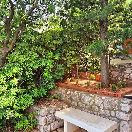 Marija With Big Terrace And Sea View Apartamento Stari Grad