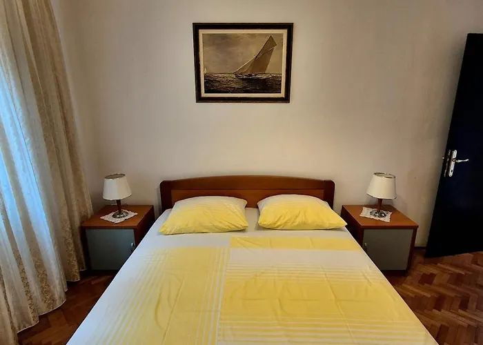 Marija With Big Terrace And Sea View * Stari Grad