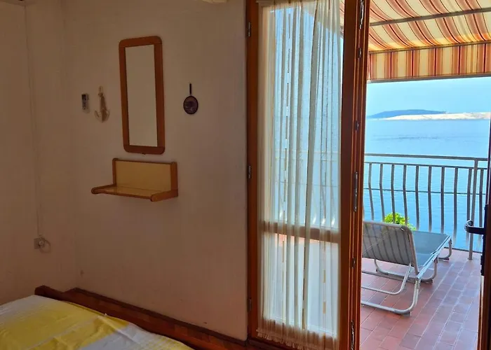 Lejlighed Marija With Big Terrace And Sea View