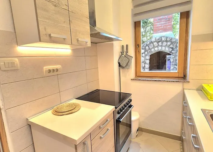 Marija With Big Terrace And Sea View * Stari Grad