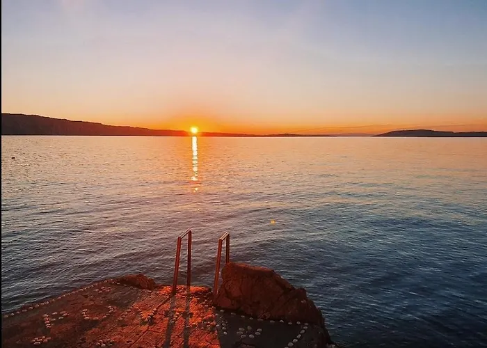 Marija With Big Terrace And Sea View * Stari Grad